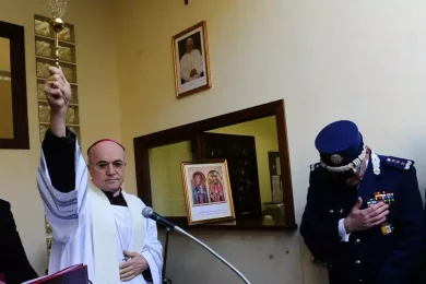 Monsignor Viganò convocato dal Dicastero per la Dottrina della Fede per accuse di scisma