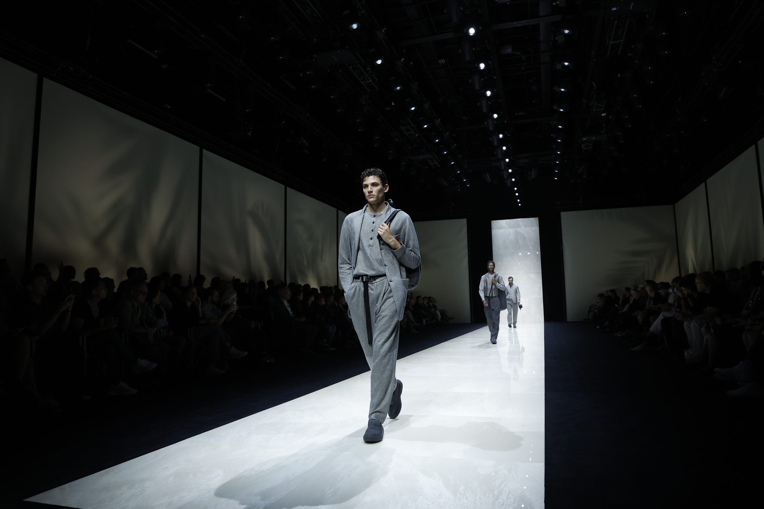 La languida sartorialità di Giorgio Armani