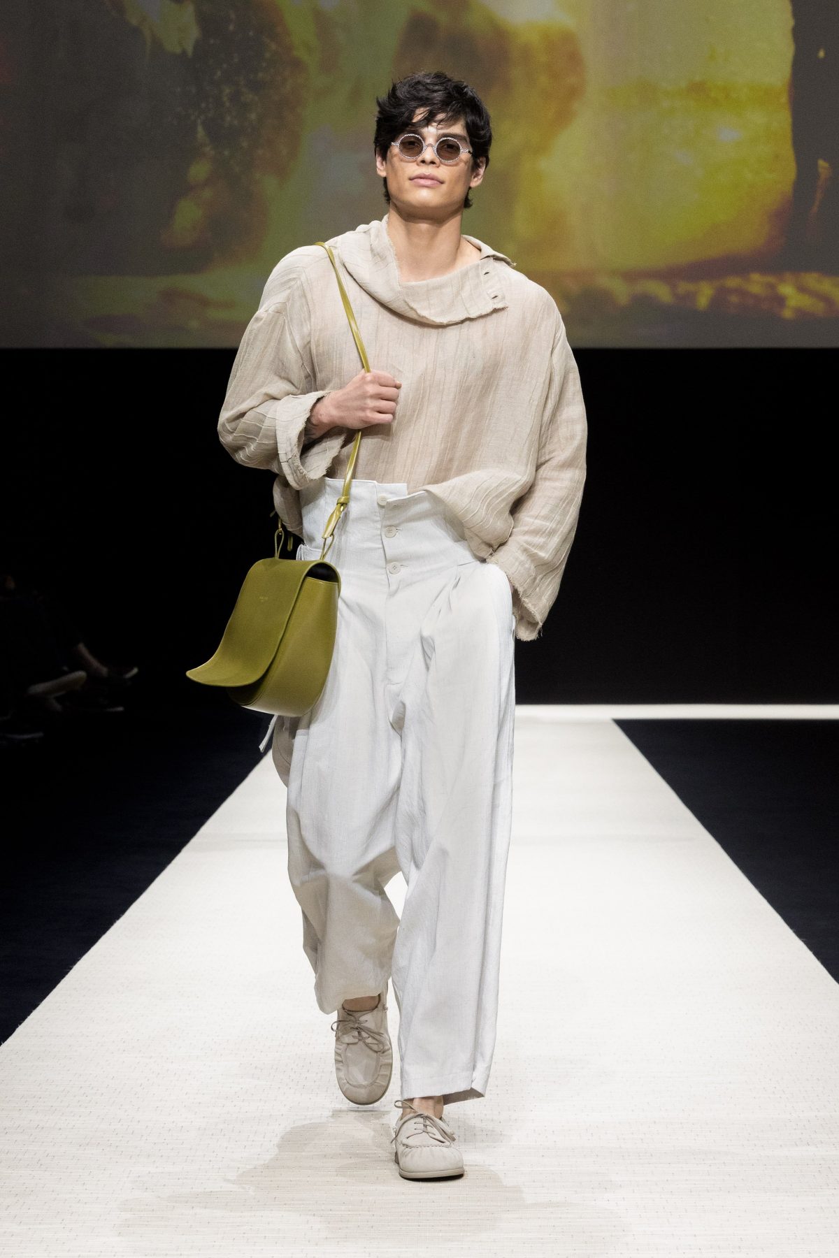 Galleria foto 'Emporio Armani si sbottona' - foto 5