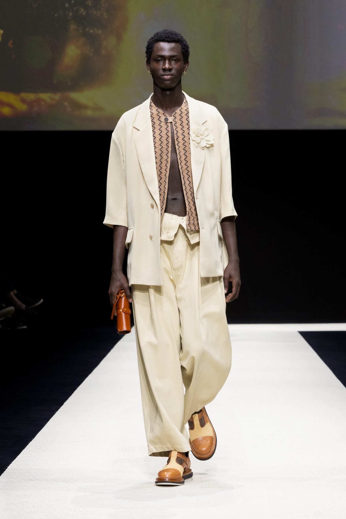 Galleria foto 'Emporio Armani si sbottona' - foto 6