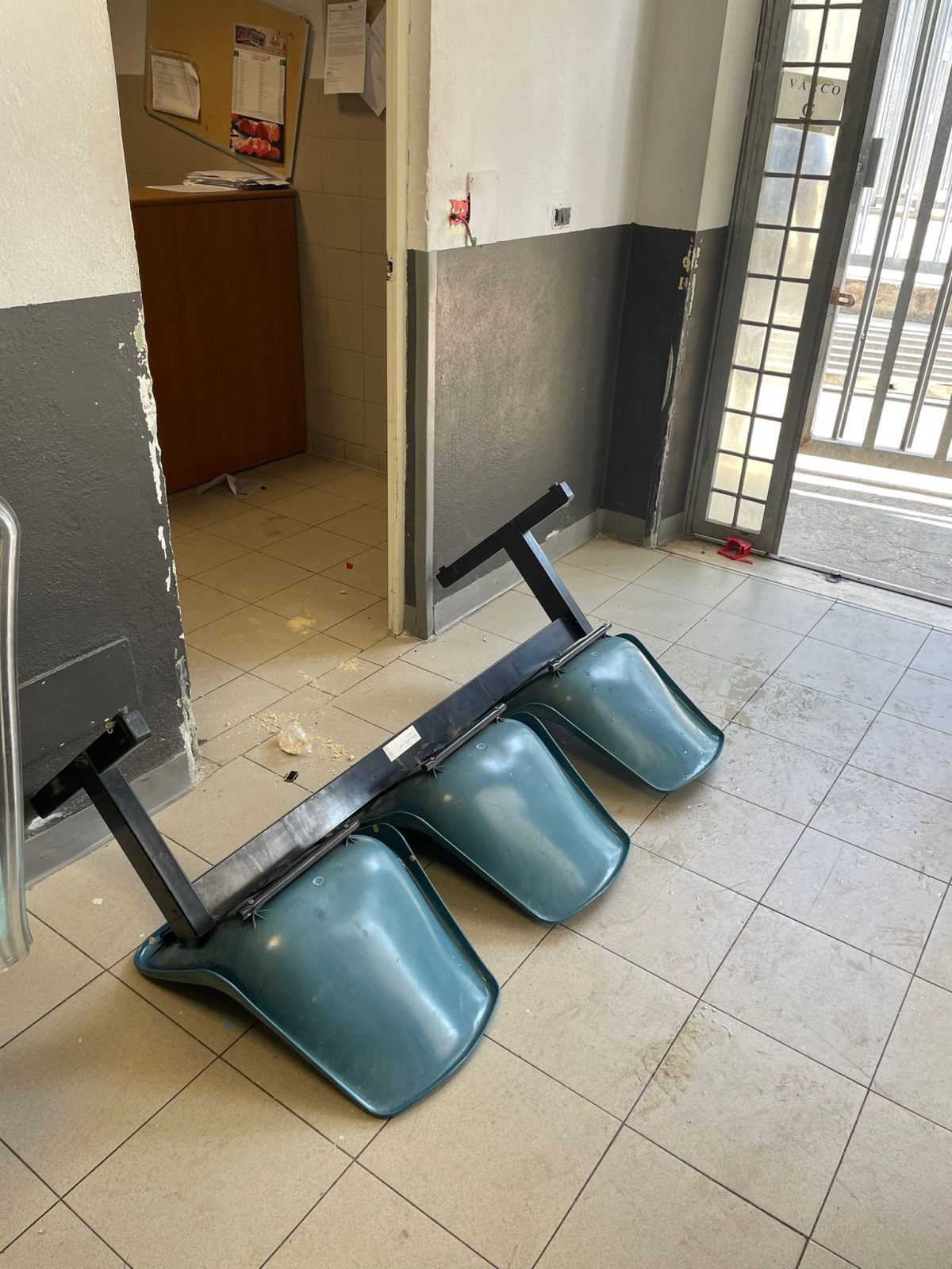 Galleria foto 'Ponte Galeria, ancora una rivolta. La striscia di violenze nel 2024' - foto 6