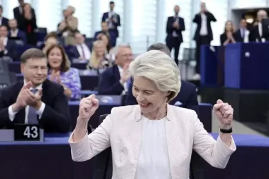 Ursula von der Leyen rieletta presidente della Commissione europea