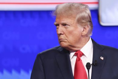 Trump: archiviato il processo penale per le carte riservate in Florida