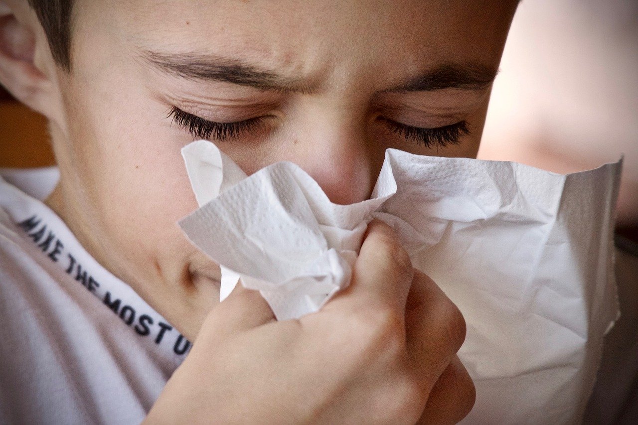 Covid, virus, malattie da raffreddamento; boom di casi in questa fase dal meteo incerto