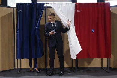 Elezioni Francia: un paese che vira a destra nonostante la vittoria della sinistra