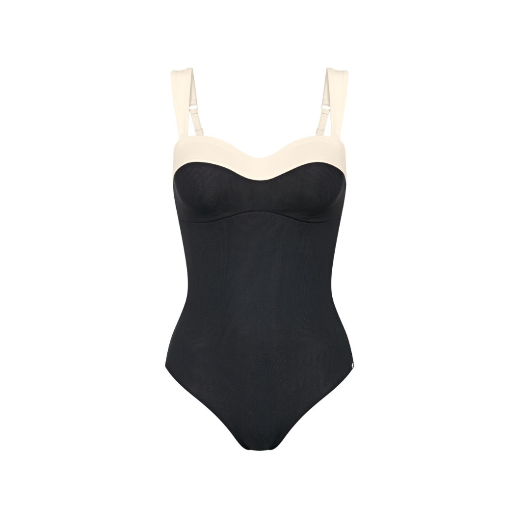 Guida ai costumi da bagno per l’Estate 2024 Guida ai costumi da bagno per l’Estate 2024