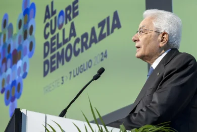 Il Pd usa il Colle contro le riforme. Meloni: «Non gli fate un favore»