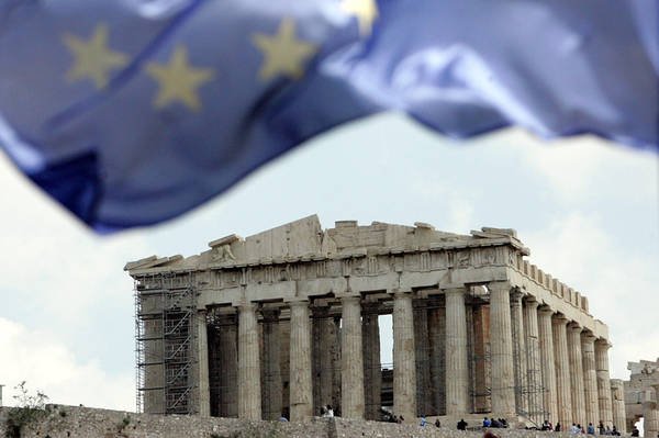 Grecia introduce settimana lavorativa di 48 ore per combattere la crisi economica Grecia introduce settimana lavorativa di 48 ore per combattere la crisi economica