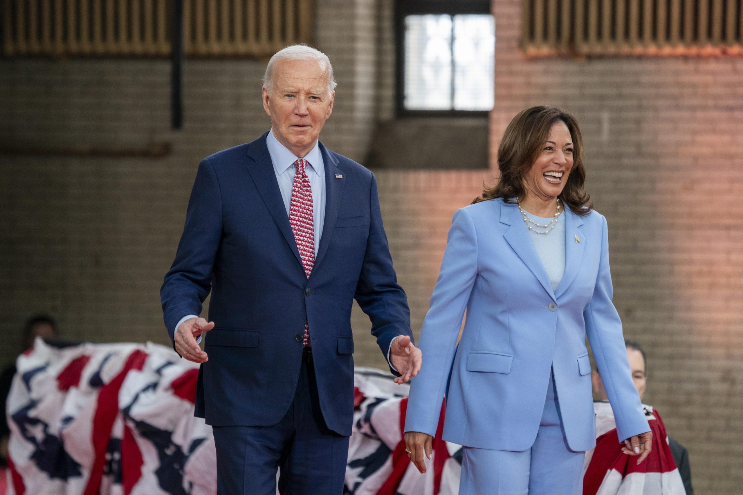 Biden pronto a farsi da parte, lo dice il Nyt. Kamala Harris la sostituta