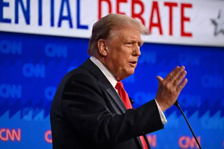 Trump: concessa all’ex presidente l’immunità parziale Trump: concessa all’ex presidente l’immunità parziale