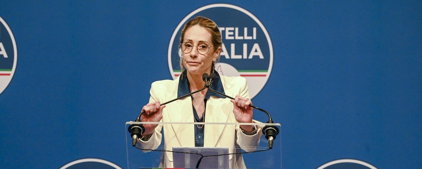 arianna meloni ho litigato con giorgia ma solo per ragioni di carte da Panorama.it arianna meloni ho litigato con giorgia ma solo per ragioni di carte