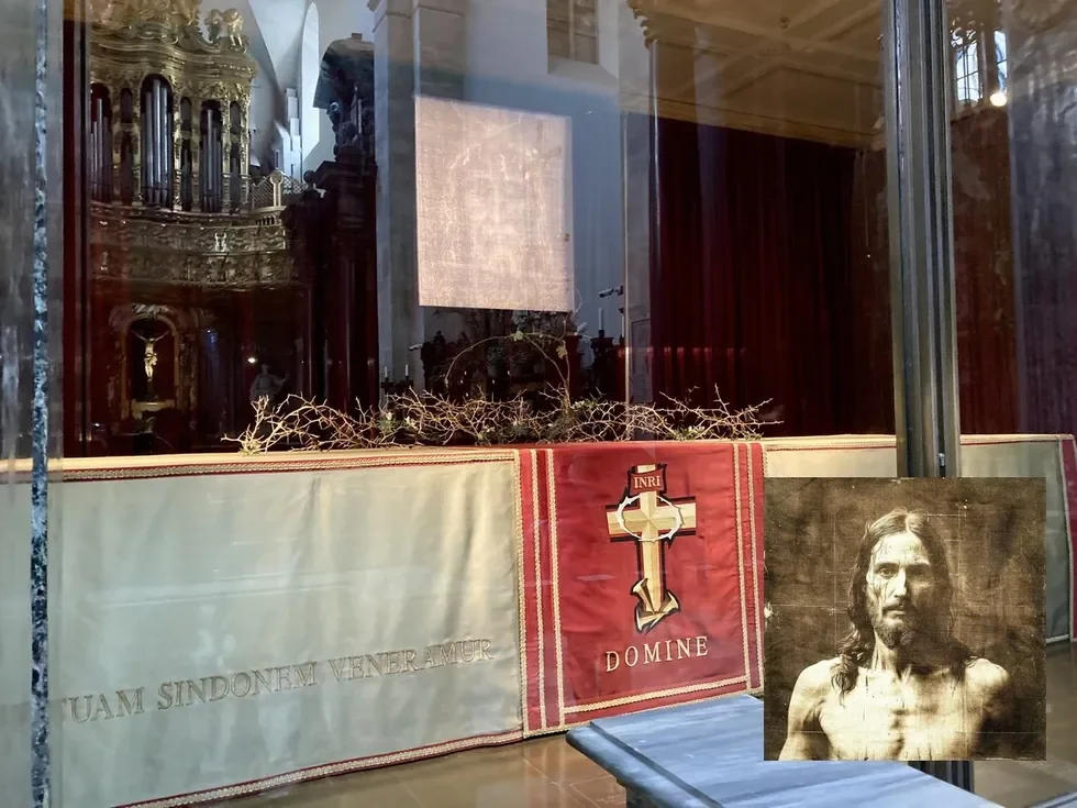 Anche l’Ia «studia» la Sacra Sindone e dà alla luce il (vero) volto di Cristo