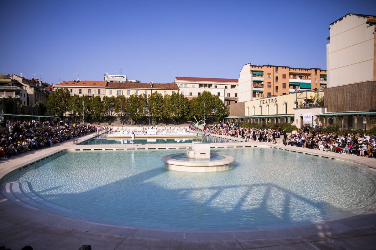 Galleria foto 'Spiagge con vista grattacielo' - foto 3