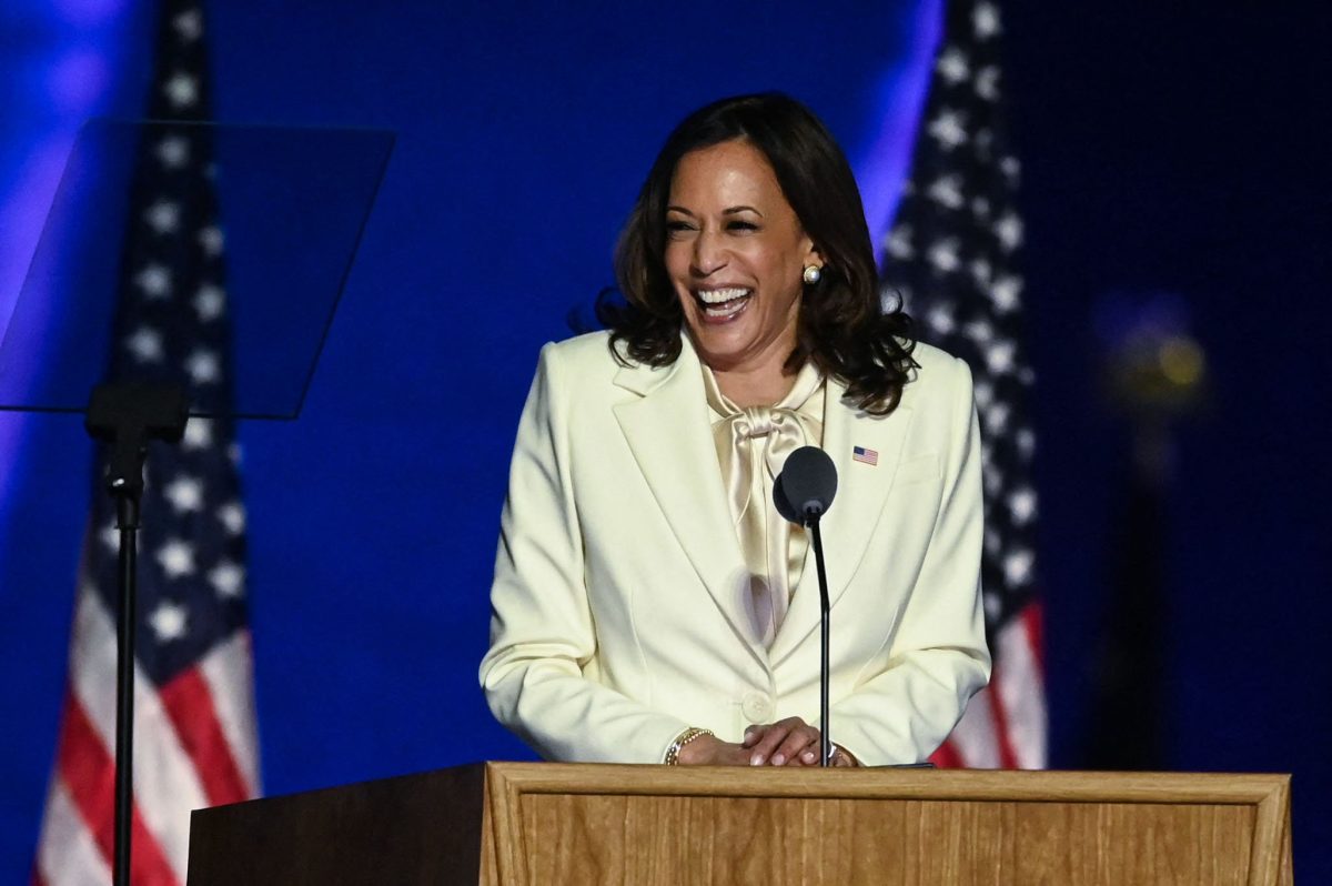 Galleria foto 'Kamala Harris: il guardaroba della candidata alla Casa Bianca' - foto 2