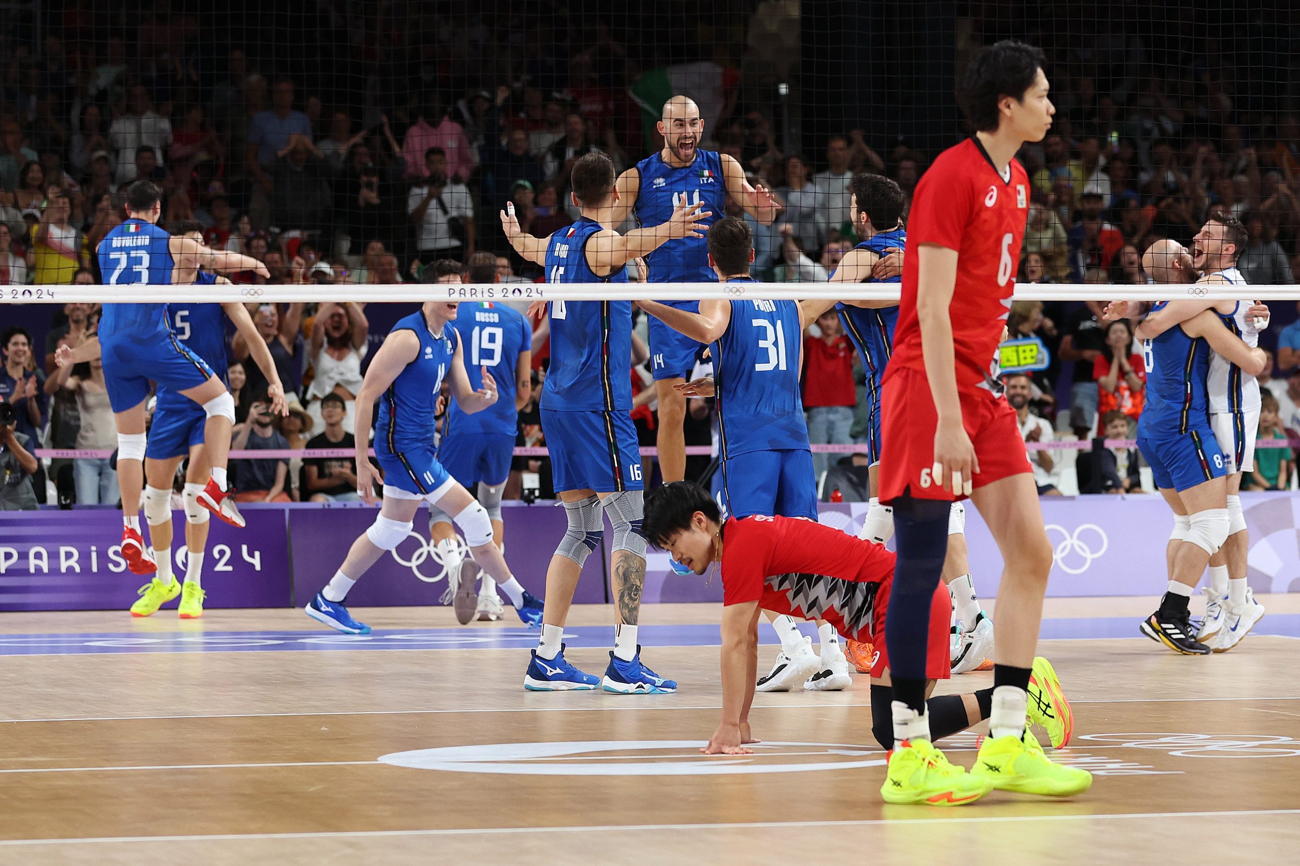 Volley Maschile: L’Italia raggiunge la semifinale olimpica con una straordinaria rimonta contro il Giappone Volley Maschile: L’Italia raggiunge la semifinale olimpica con una straordinaria rimonta contro il Giappone