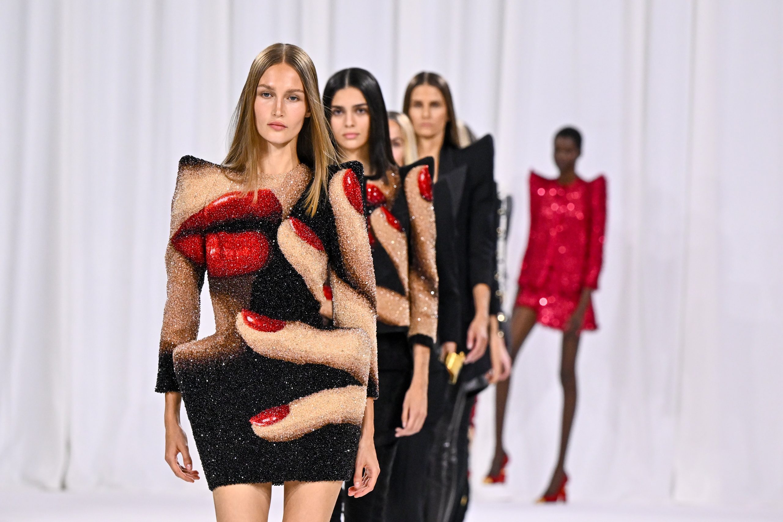 Le nuove collezioni in scena alla Paris Fashion Week