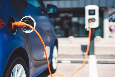 Auto elettriche, l’equazione che non torna
