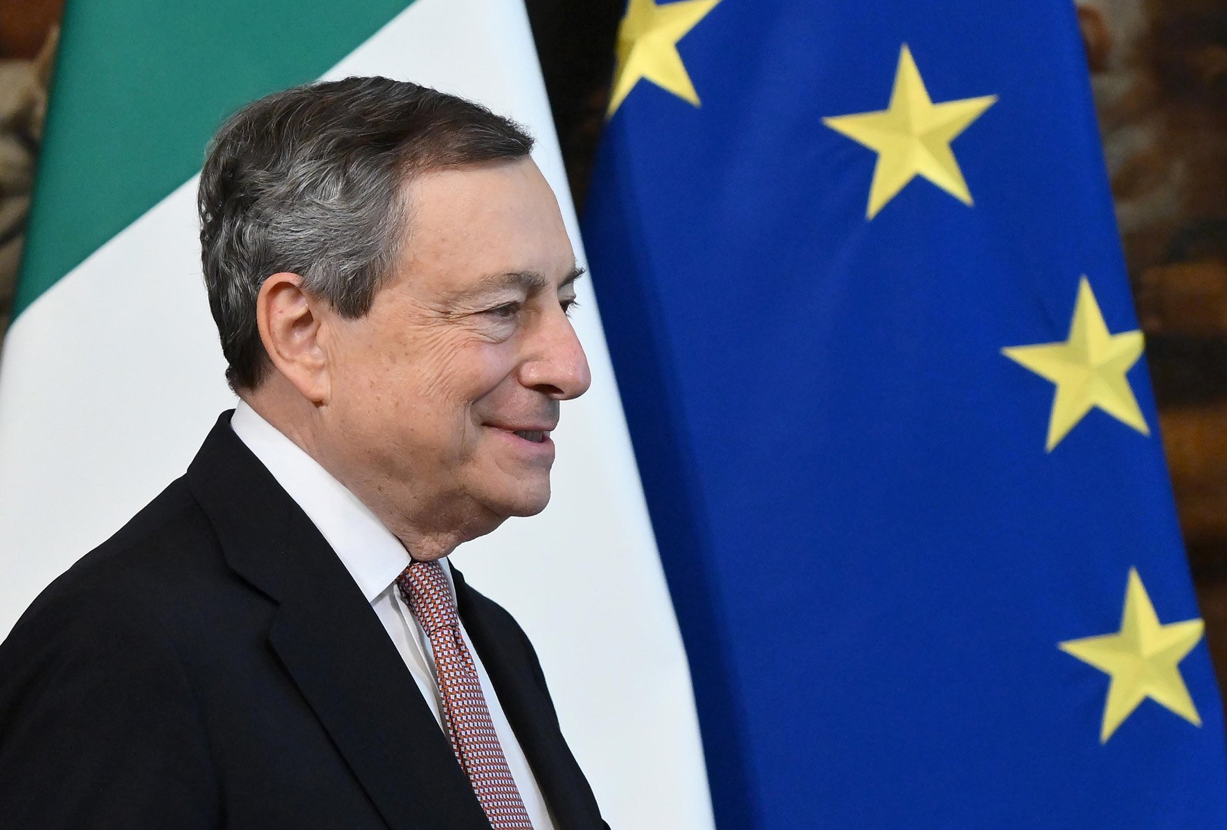 Draghi, l’euro censore
