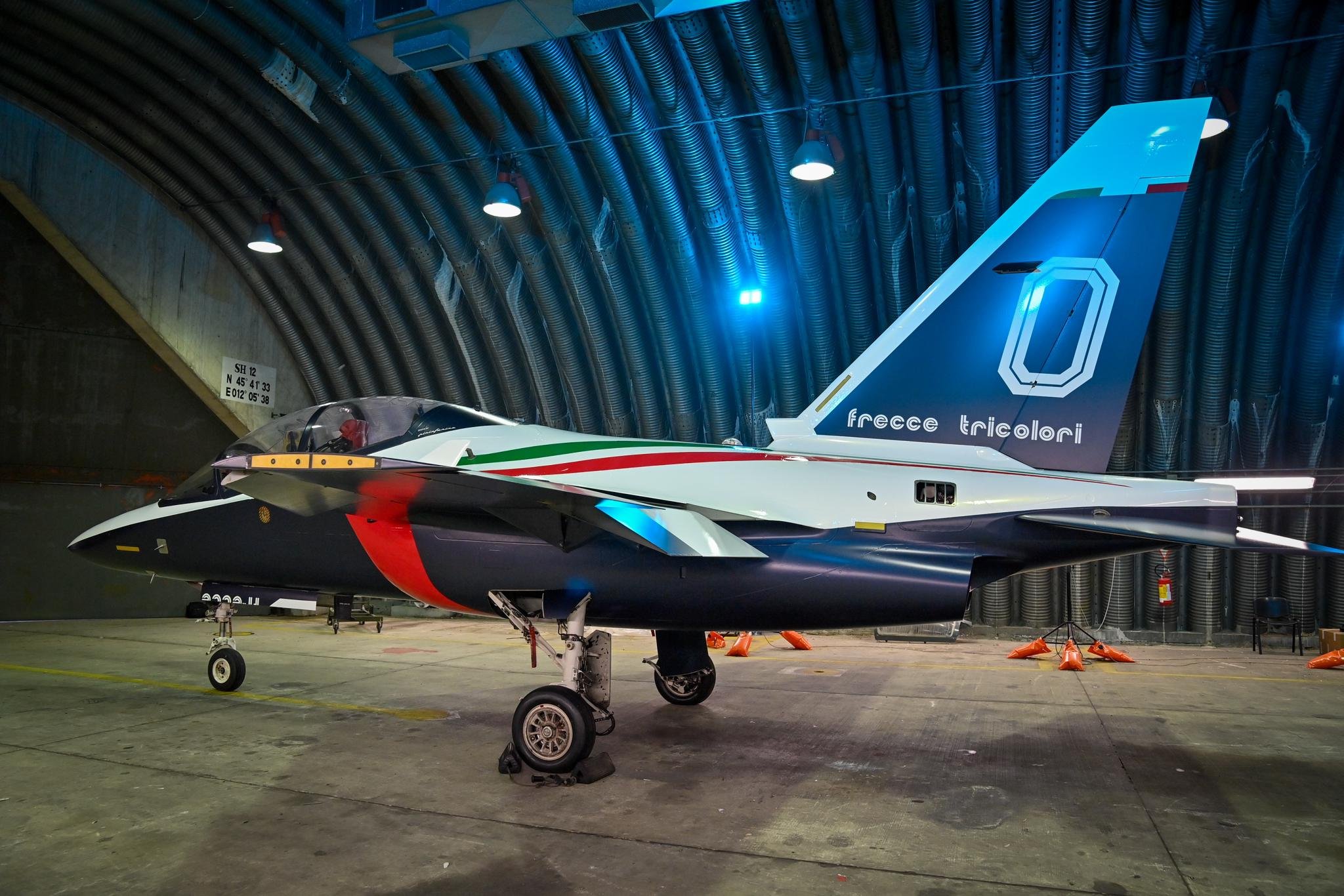 Ecco il nuovo velivolo delle Frecce Tricolori