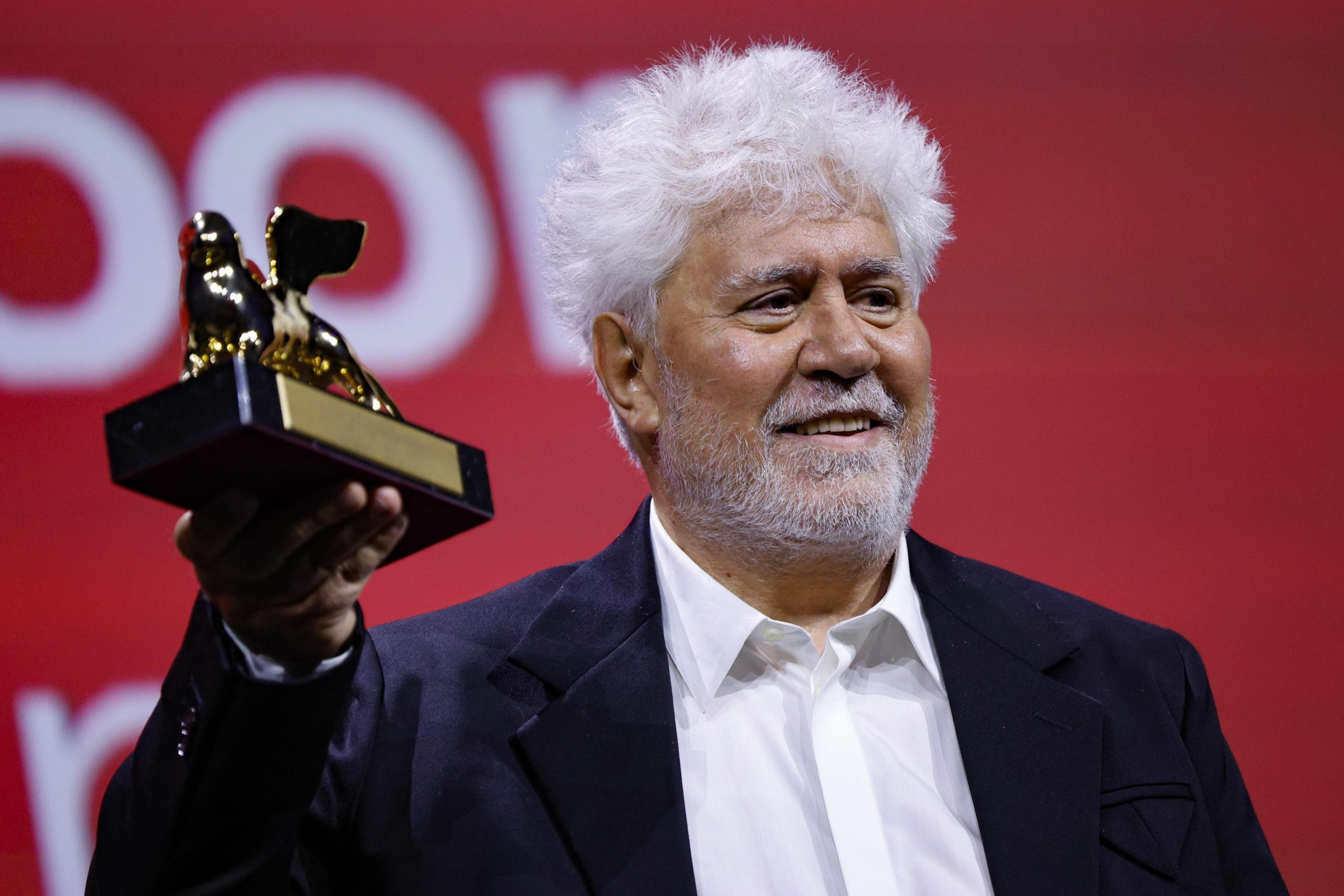 Mostra del cinema di Venezia 2024: a Pedro Almodóvar un Leone d’oro convenzionale Mostra del cinema di Venezia 2024: a Pedro Almodóvar un Leone d’oro convenzionale