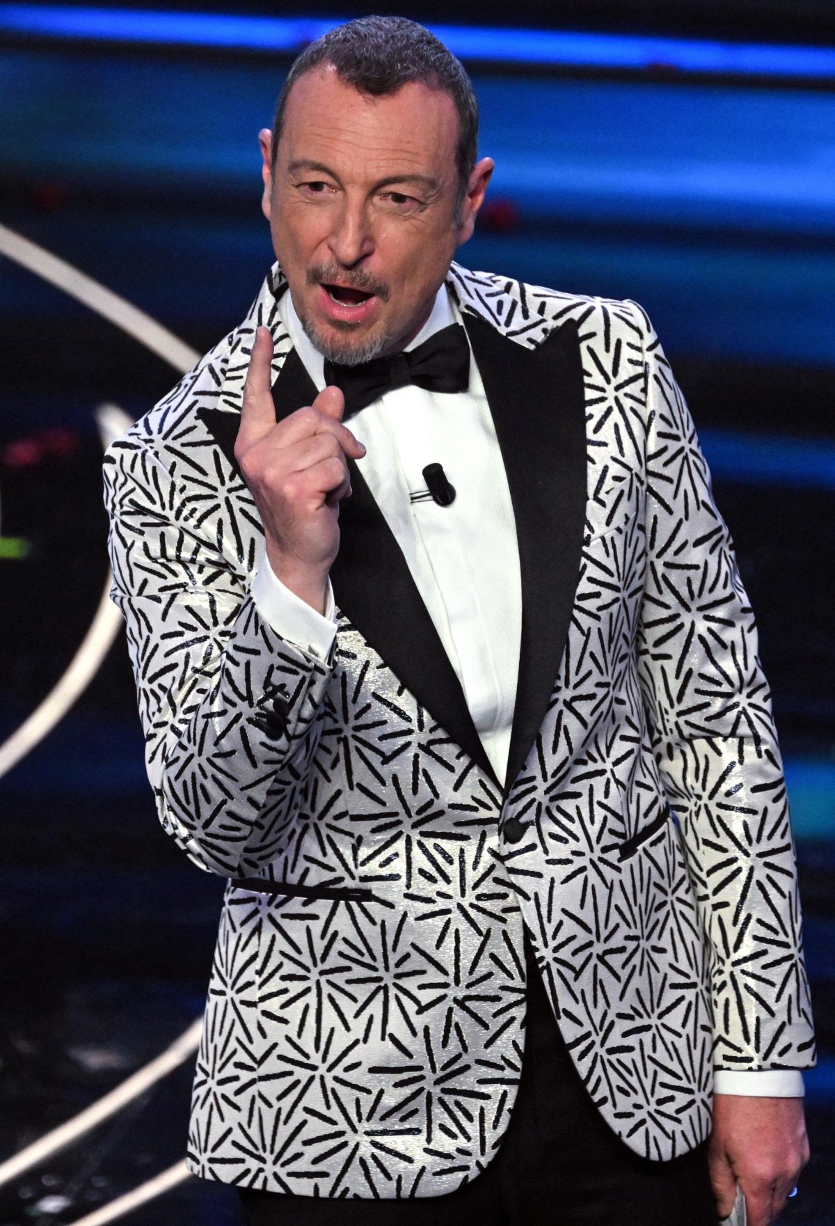 Galleria foto 'Tutto lo stile di Amadeus' - foto 4