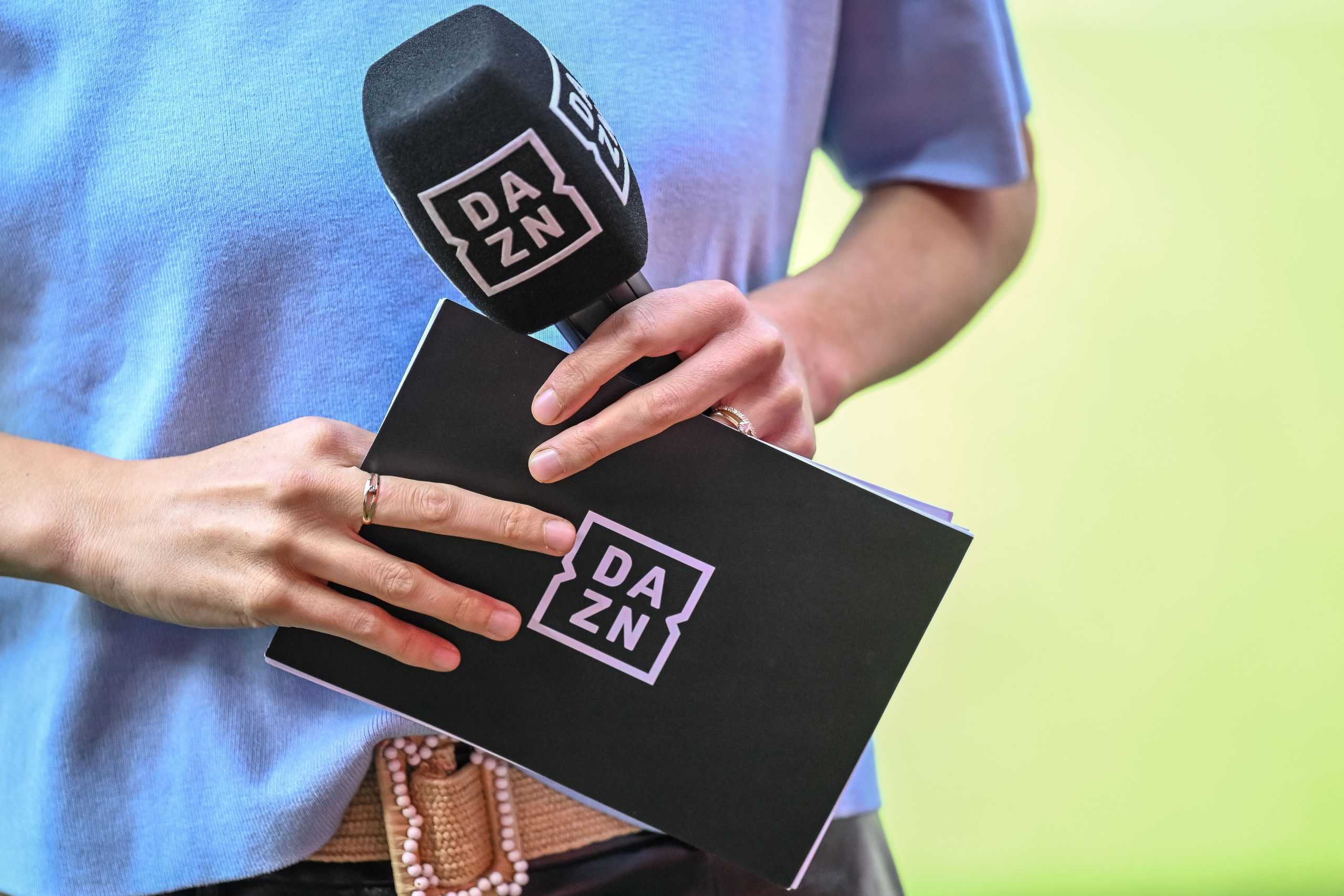 Dazn, la stagione parte male: persi 1,6 milioni di telespettatori