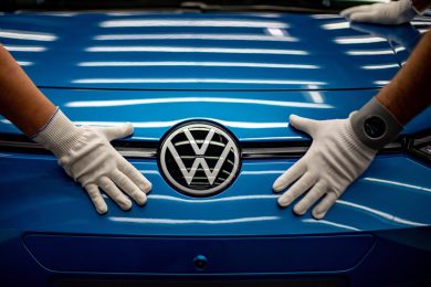 Volkswagen verso chiusure storiche: Germania in crisi?