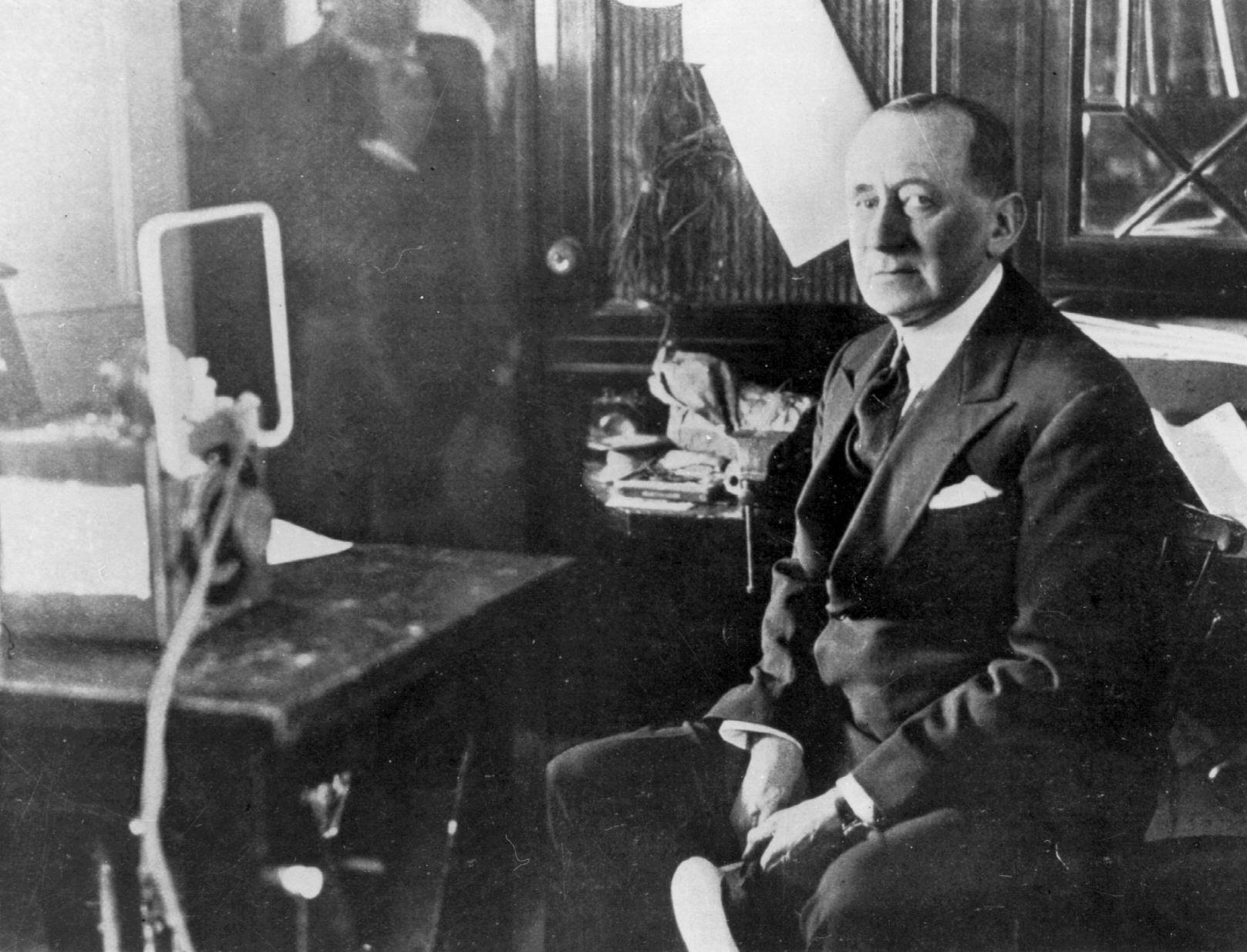 Marconi: Il genio che non fu mai secchione Marconi: Il genio che non fu mai secchione