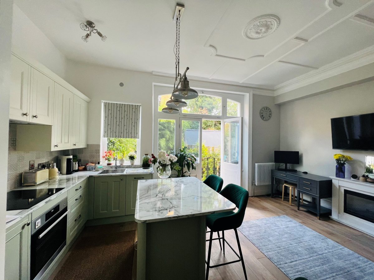 Galleria foto 'Il Ritorno degli Oasis: Il boom dei viaggi' - foto 16