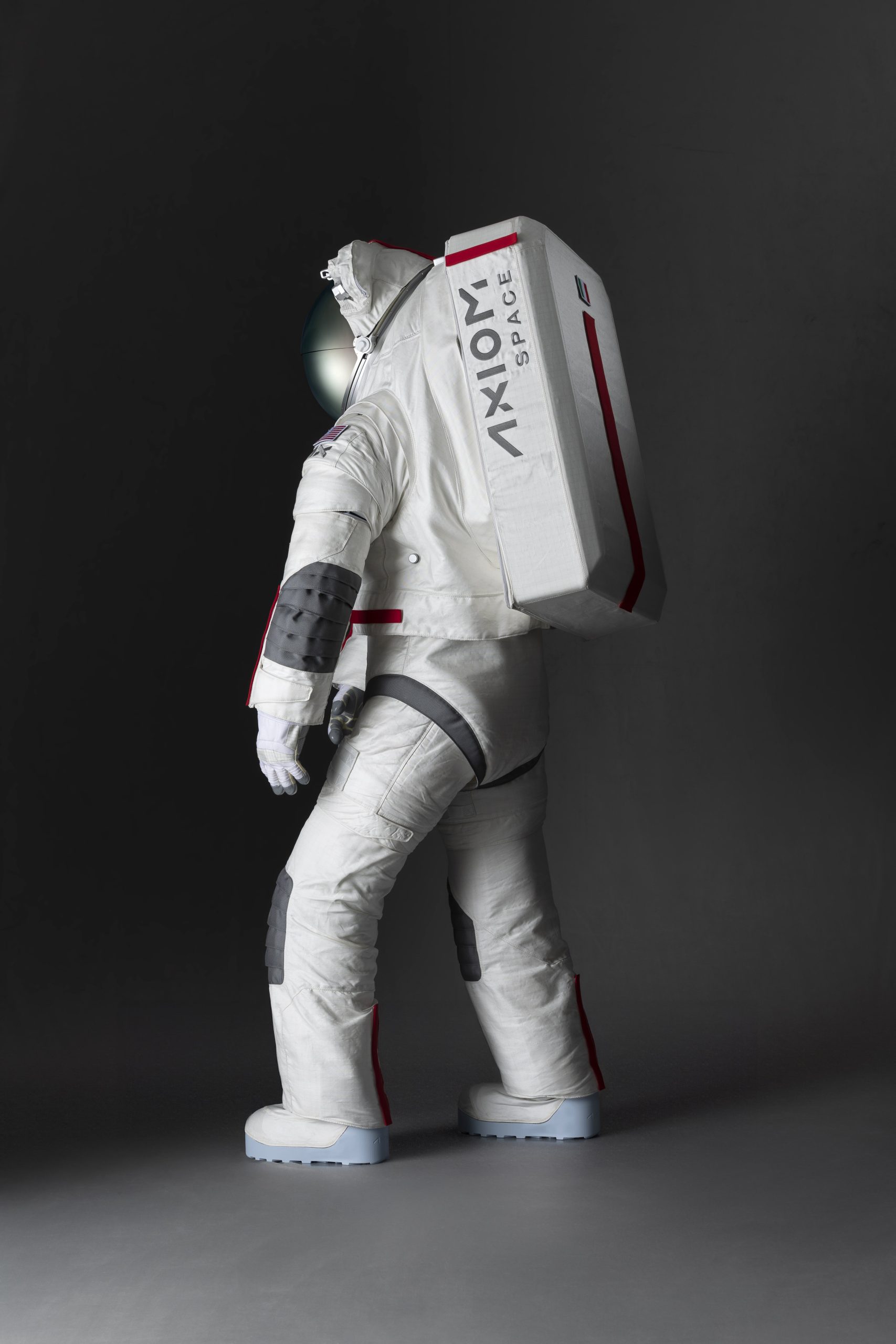 Conferenza spaziale di Milano: serre orbitanti, tute innovative, rover riciclabili