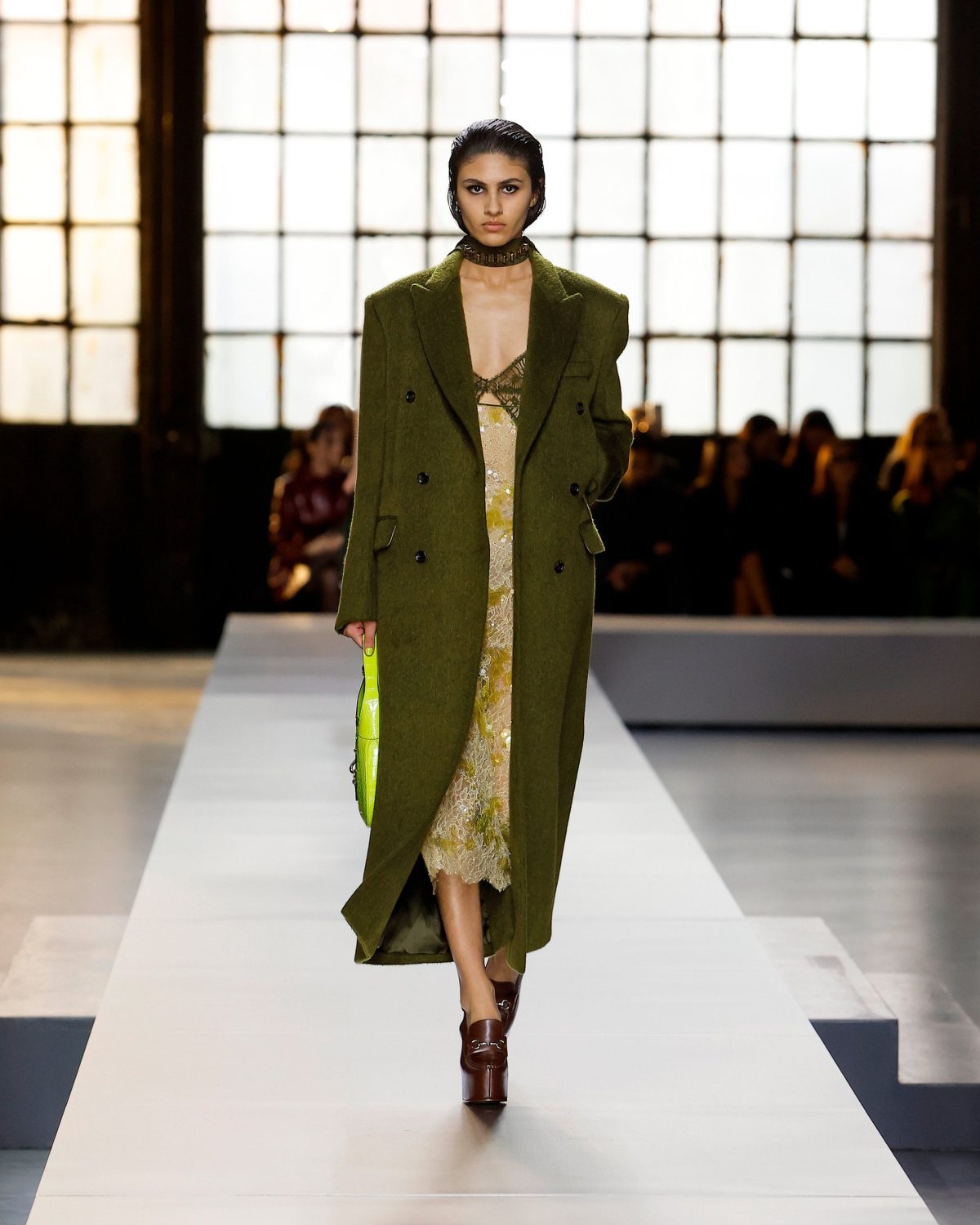 Galleria foto 'La natura ispira la moda per la stagione' - foto 9