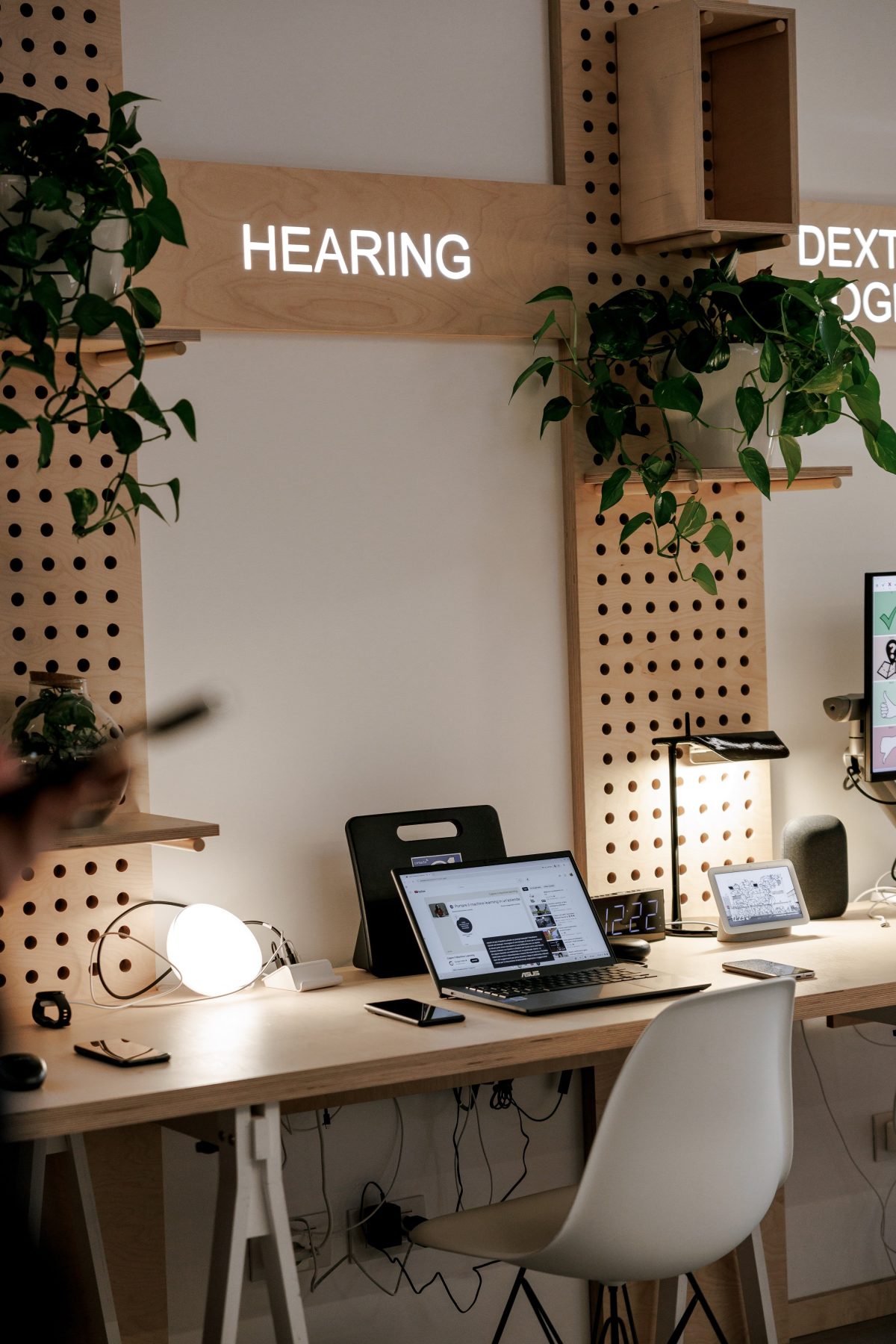 Galleria foto 'La tecnologia al servizio di disabili e contro il revenge porn, i progetti di Google e Motorola' - foto 3