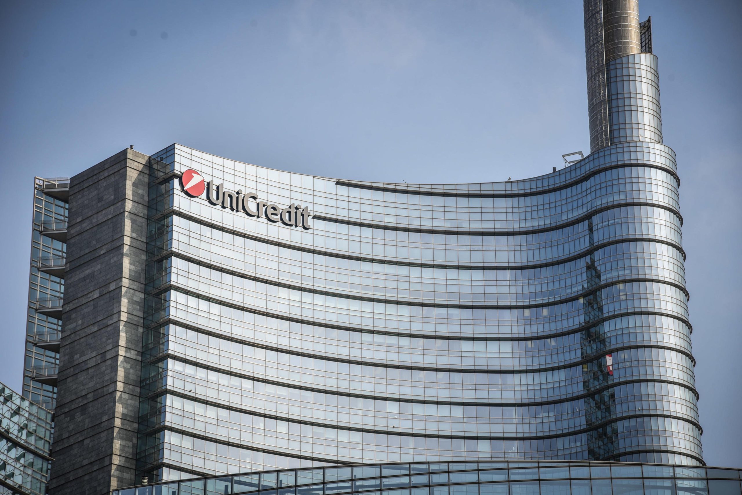 Unicredit vuole Banco-BPM per sportelli e risparmio gestito