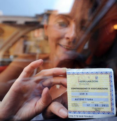 Rc Auto: in due anni stangata di oltre 2 miliardi per gli automobilisti italiani