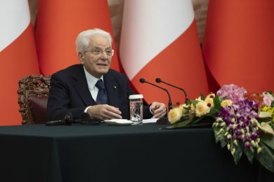Mattarella in Cina per intensificare i rapporti tra i due Paesi
