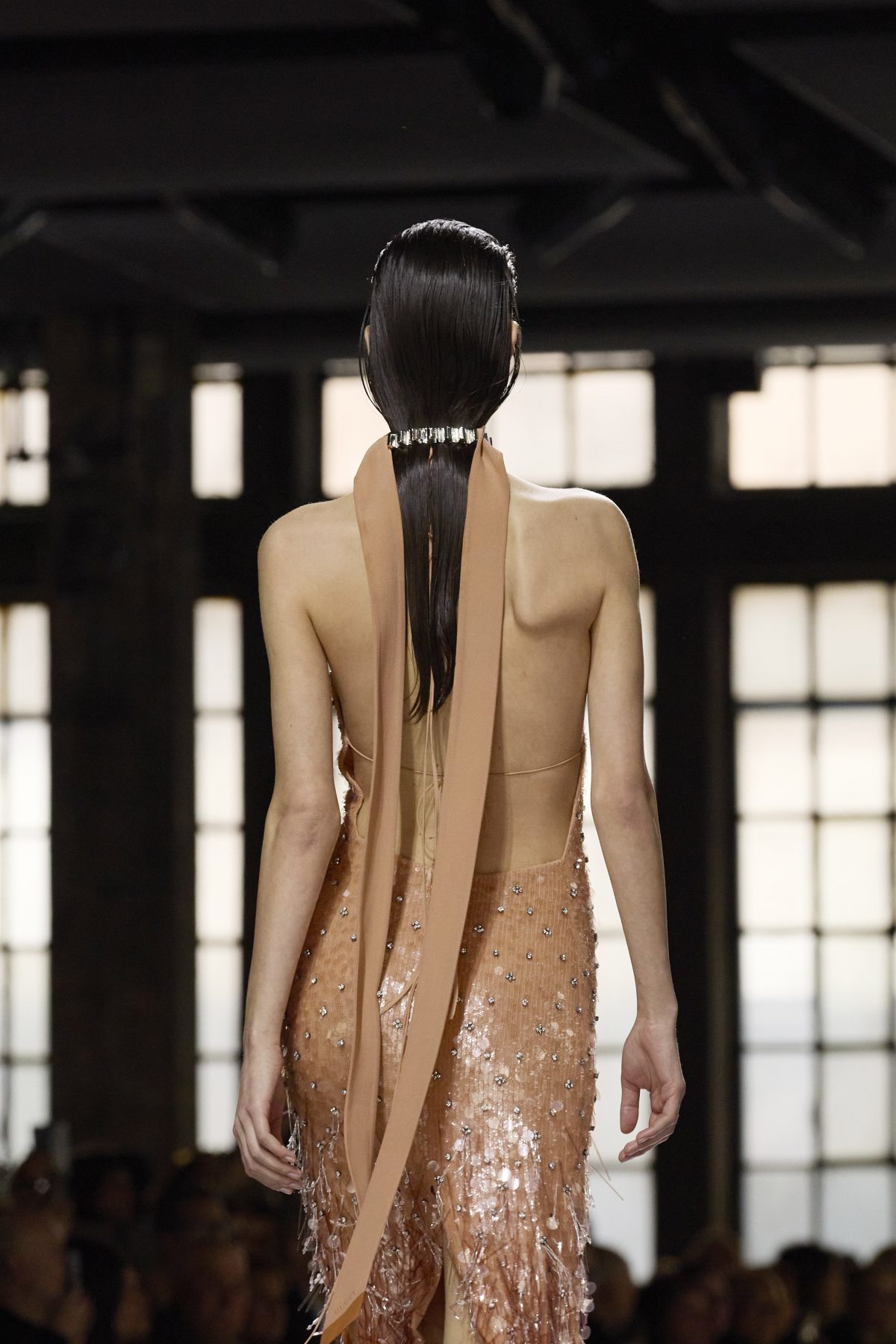 Galleria foto 'Le pettinature in voga per questo autunno 2024' - foto 13