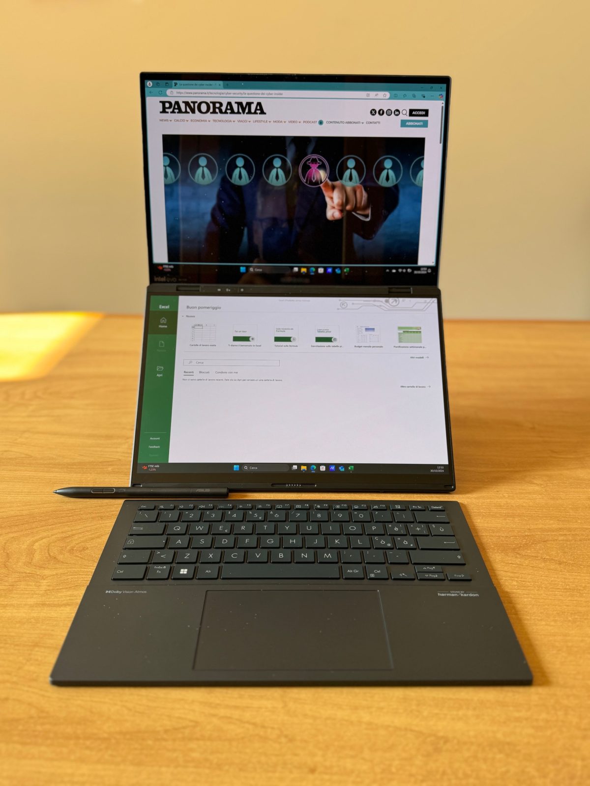 Galleria foto 'Asus Zenbook Duo Oled, il gioco al raddoppio originale e vincente' - foto 6