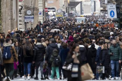 In Italia 1 adulto su 3 ha competenze inadeguate: ripartire dall’istruzione è la soluzione urgente