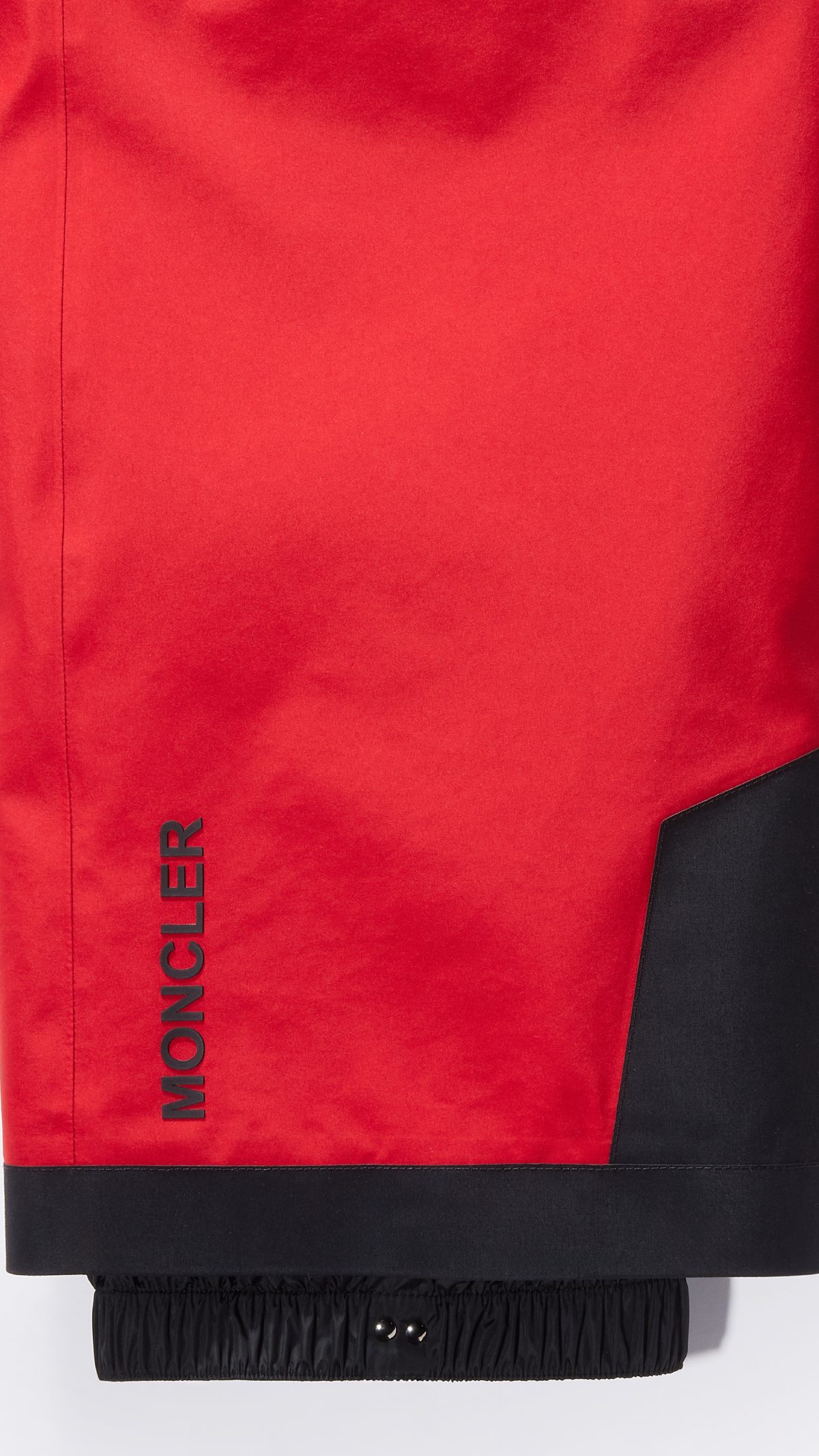 Galleria foto 'Moncler Grenoble, dalla passerella alle piste da sci' - foto 8