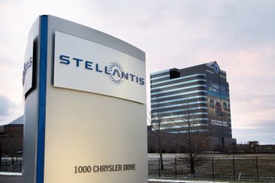 Stellantis: Luca Maestri (ex Apple) in pole position per il dopo Tavares