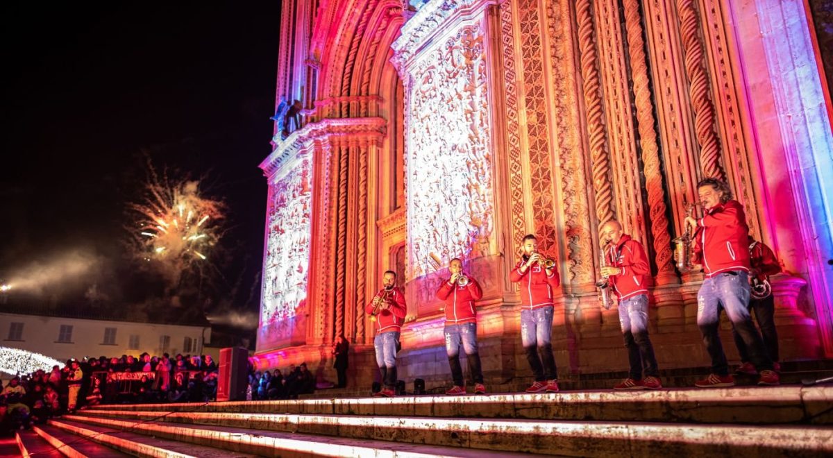 Galleria foto 'Capodanno 2025: dove andare, cosa fare e dove mangiare' - foto 9