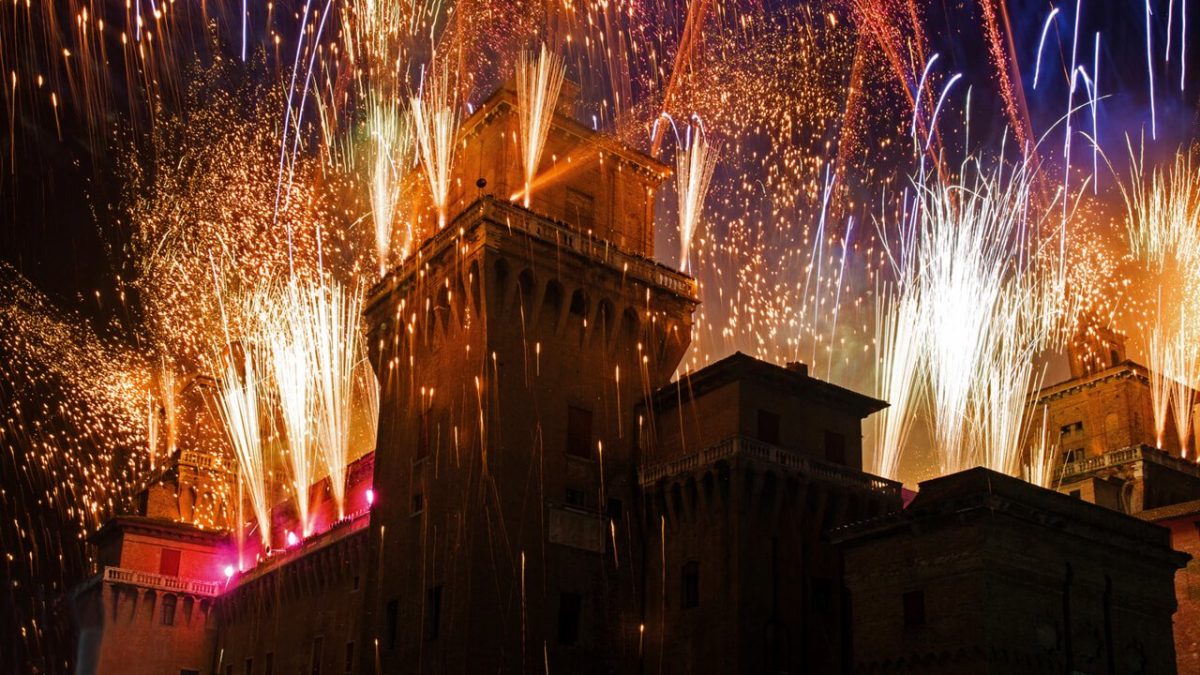 Galleria foto 'Capodanno 2025: dove andare, cosa fare e dove mangiare' - foto 10