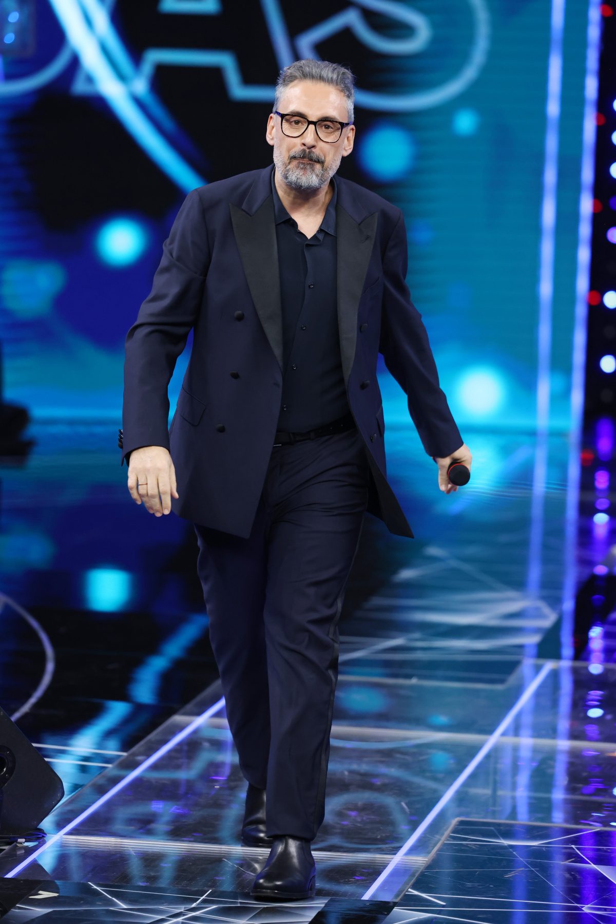Galleria foto 'Sanremo 2025: i primi look dei Big in gara a febbraio' - foto 9