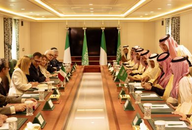 Tecnologia, difesa ed energia: cosa c’è dietro all’accordo Italia-Arabia Saudita
