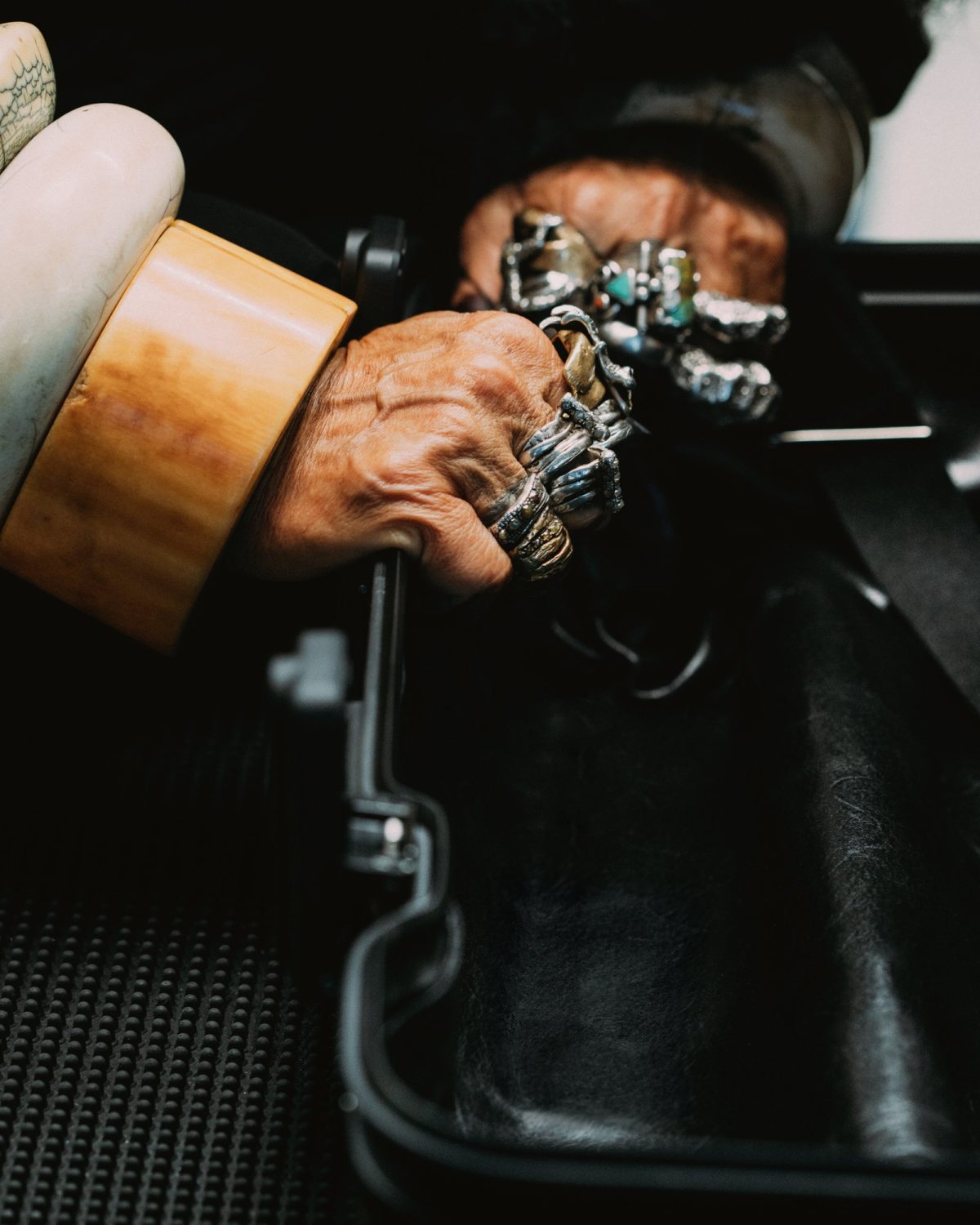 Galleria foto 'La «soprannaturale» collaborazione tra Rick Owens e Rimowa' - foto 6