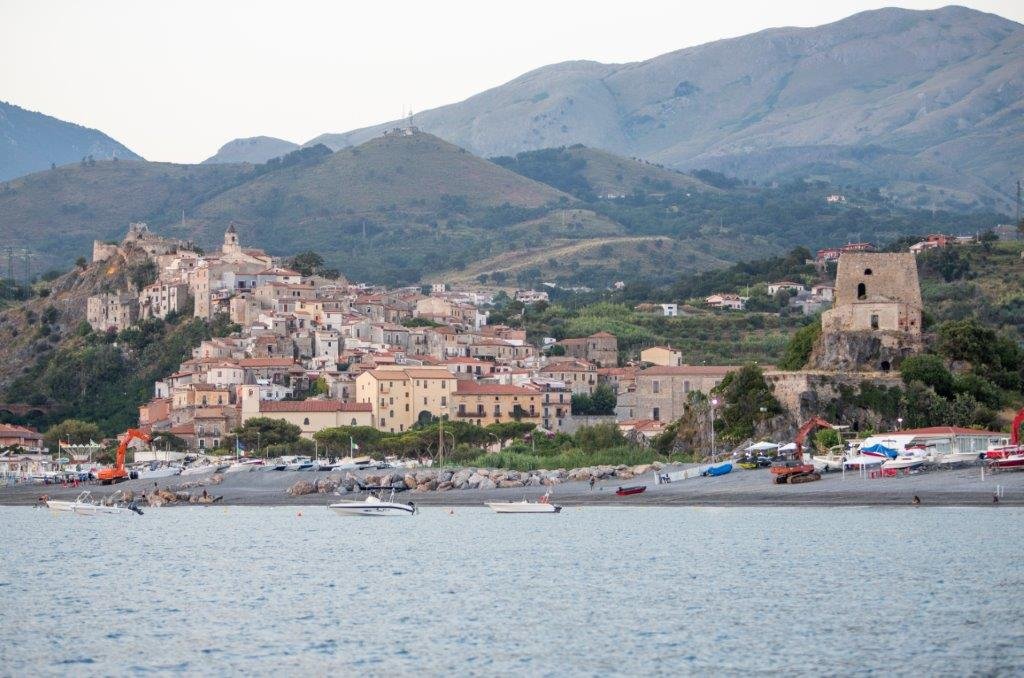 Scalea, “terra di duchi e principi, mercanti, filosofi e santi”