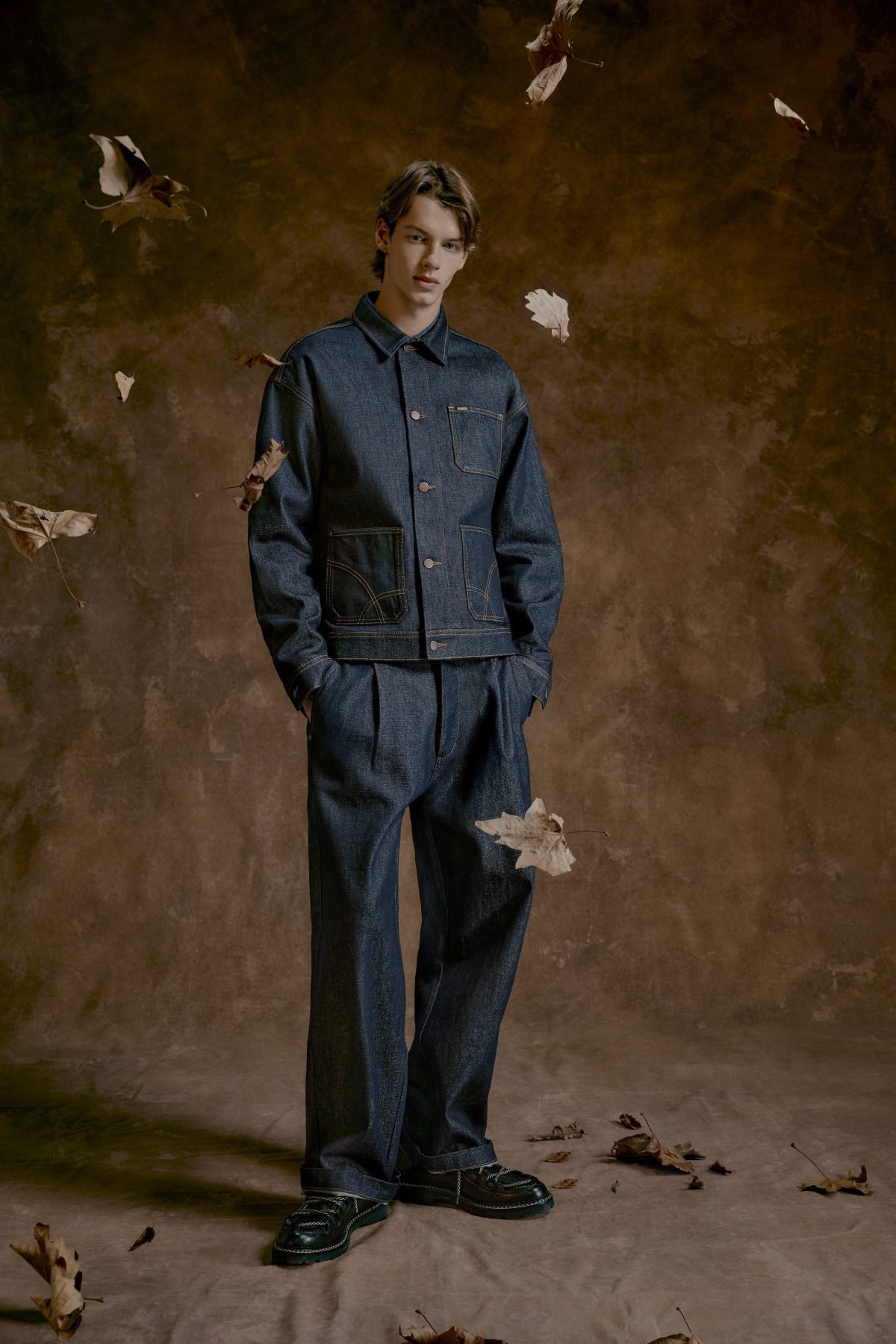 Galleria foto 'Mai più senza denim' - foto 2