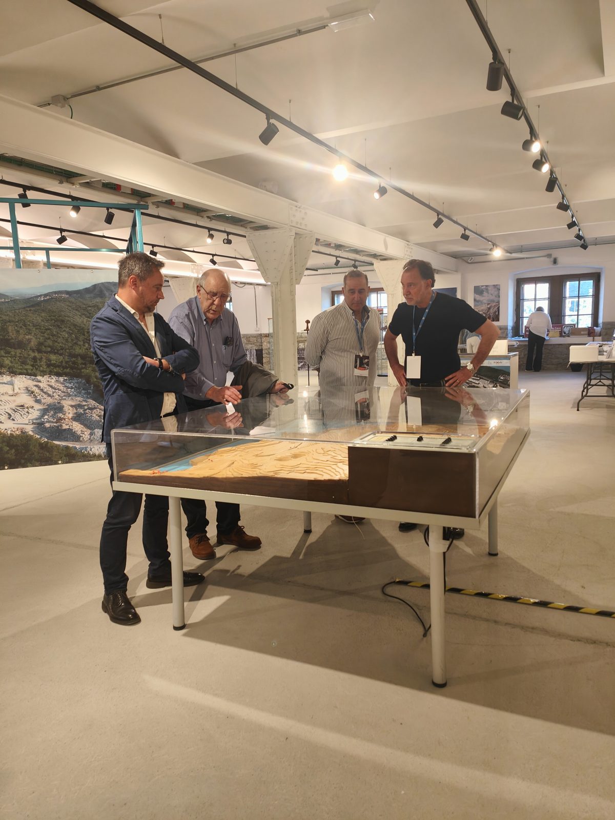 Galleria foto 'Da Lubiana a Trieste, la Pietra di Aurisina, del Carso e dell’Istria in Italia e nel Mondo' - foto 3