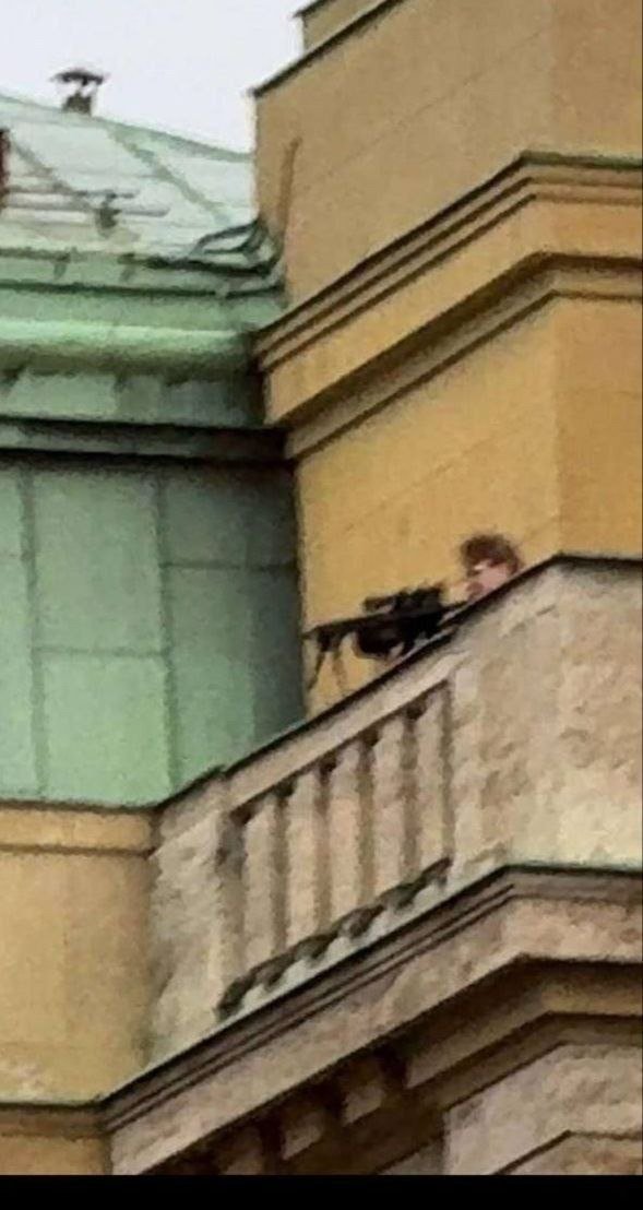 Sparatoria all’università di Praga. 10 morti e 30 feriti | video