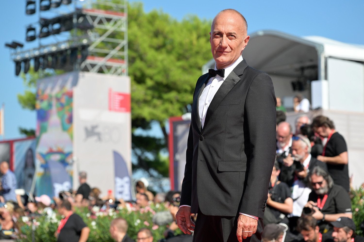 A Venezia Adagio: Sollima serve il suo poliziesco in una Roma di fuoco